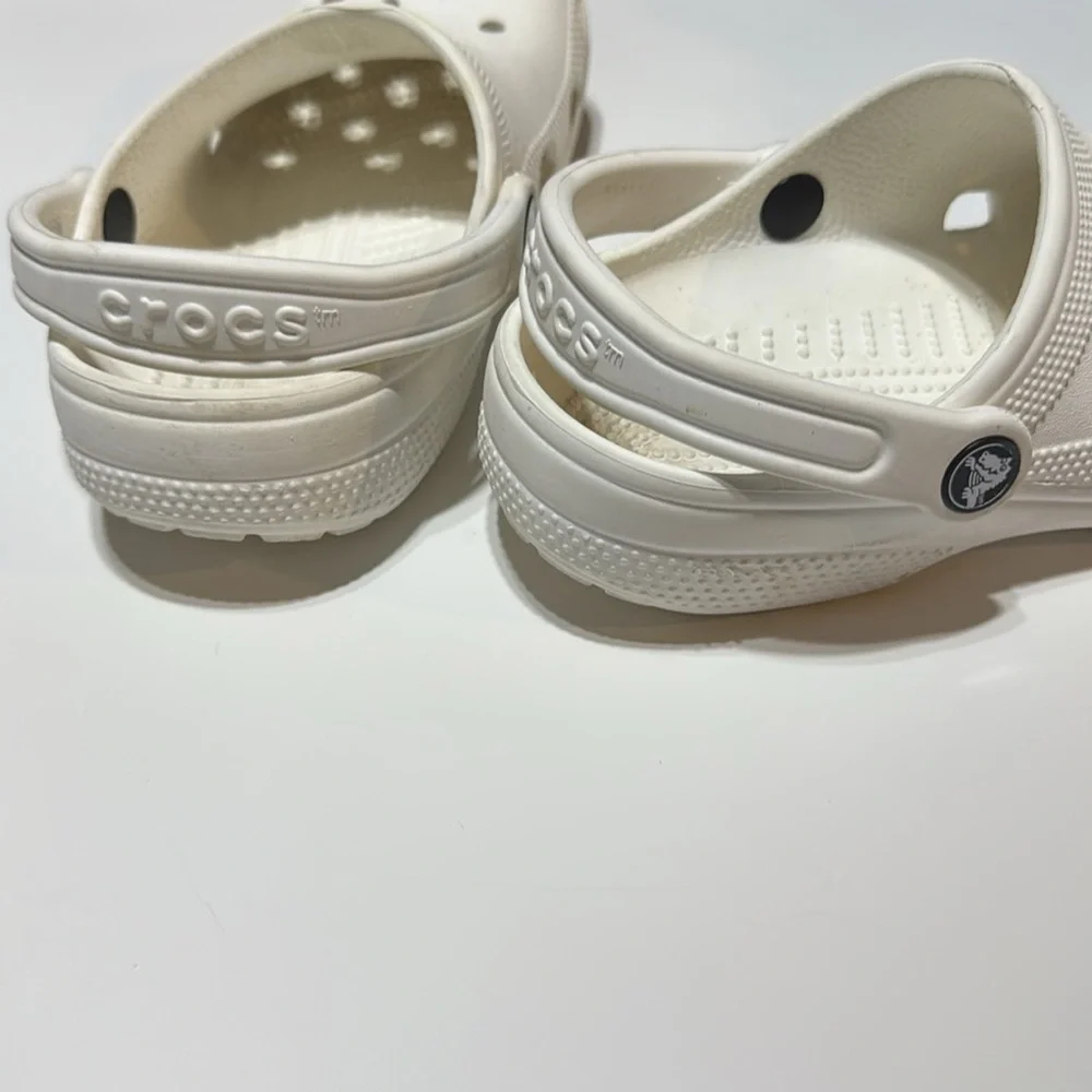 Crocs  Kids' Classic Clog Unisex-child Clog Sz 6
